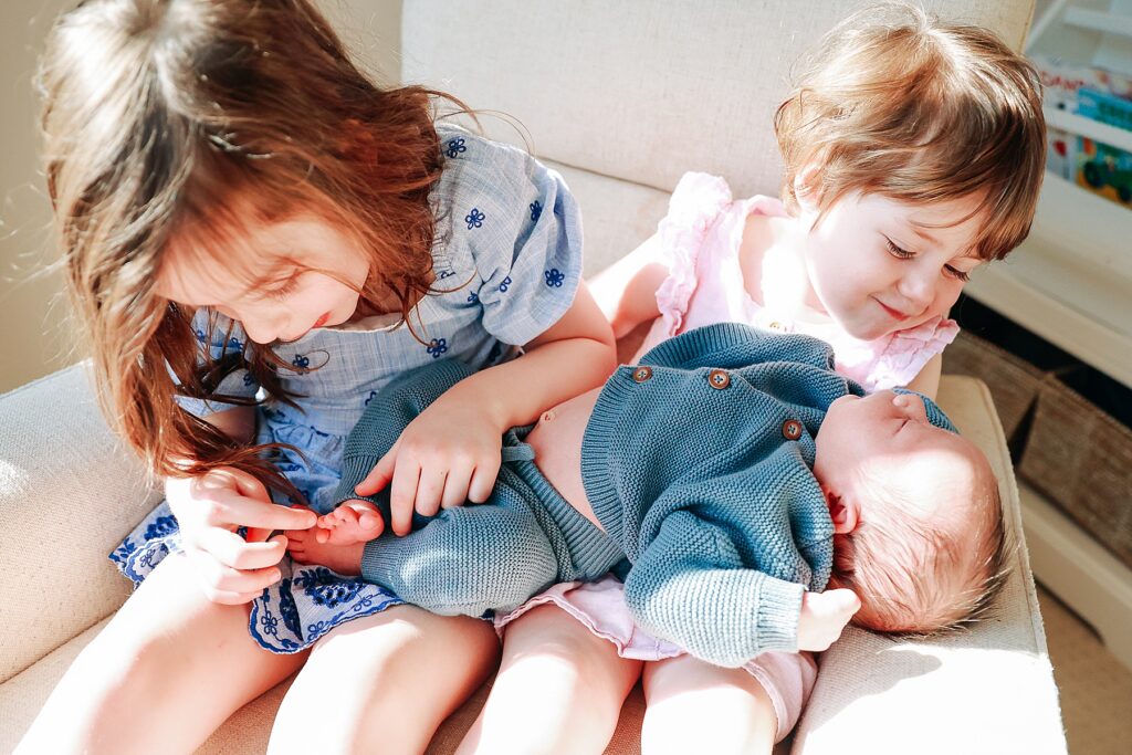 at home newborn session
